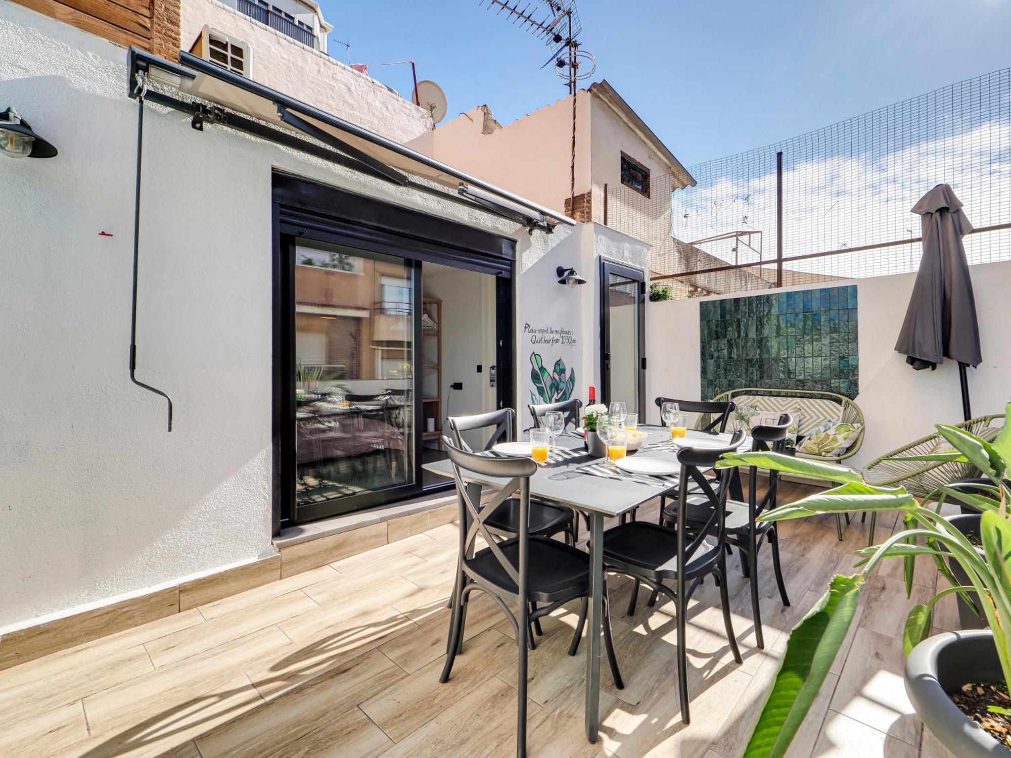 Casa Maria Townhouse- Terrace-4 Bedrooms L'Hospitalet de Llobregat Buitenkant foto