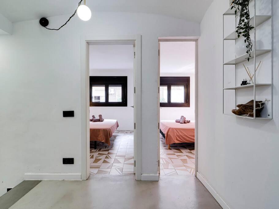 Casa Maria Townhouse- Terrace-4 Bedrooms L'Hospitalet de Llobregat Buitenkant foto