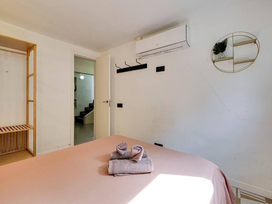 Casa Maria Townhouse- Terrace-4 Bedrooms L'Hospitalet de Llobregat Buitenkant foto