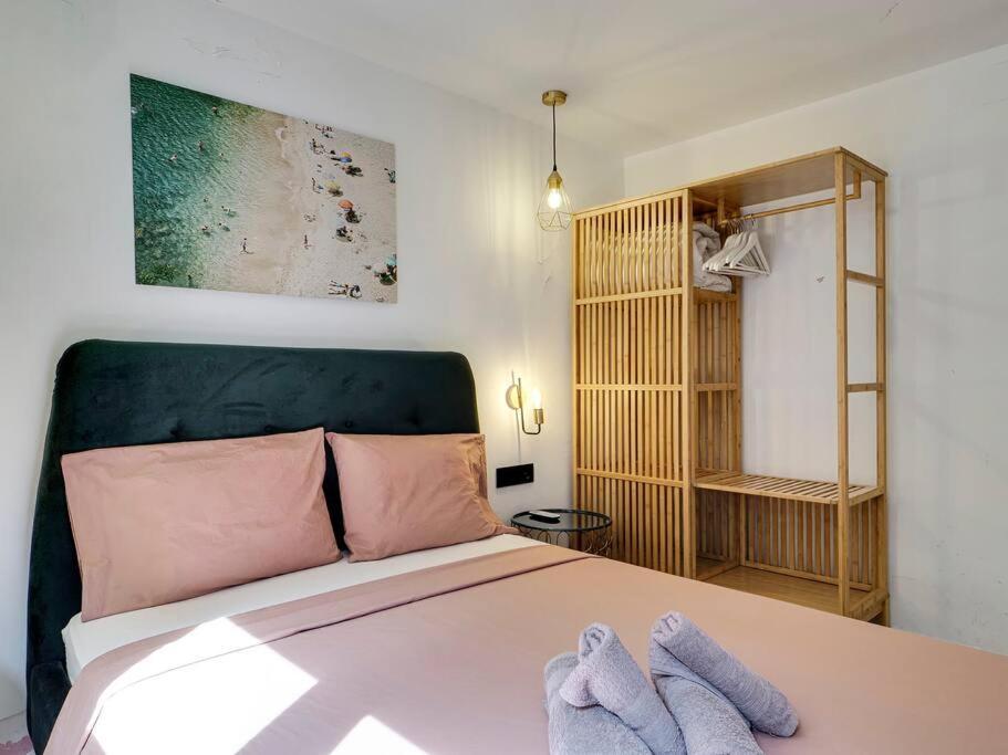 Casa Maria Townhouse- Terrace-4 Bedrooms L'Hospitalet de Llobregat Buitenkant foto