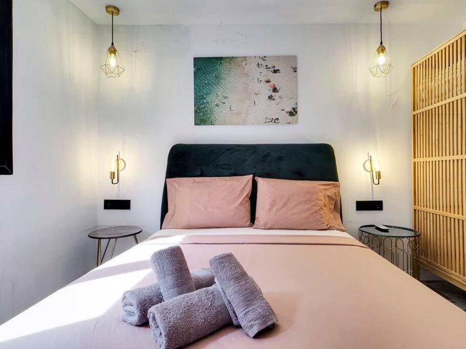 Casa Maria Townhouse- Terrace-4 Bedrooms L'Hospitalet de Llobregat Buitenkant foto